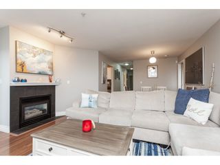 Photo 12: 313 5759 GLOVER Road in Langley: Langley City Condo for sale in "College Court" : MLS®# R2426303