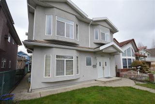 Main Photo: 3255 ADANAC Street in Vancouver: Renfrew VE House for sale (Vancouver East)  : MLS®# R2556038