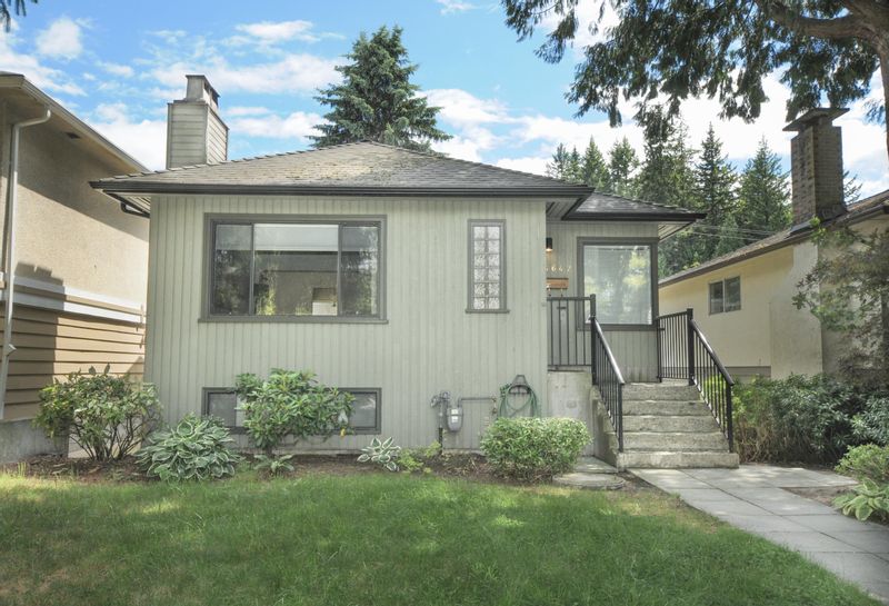 FEATURED LISTING: 4642 15TH Avenue West Vancouver