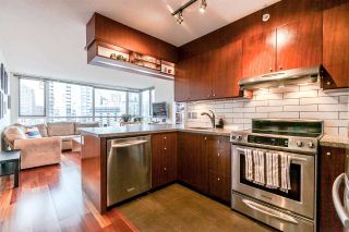 Photo 1: 1603 1188 RICHARDS Street in Vancouver: Yaletown Condo for sale in "PARK PLAZA" (Vancouver West)  : MLS®# R2240525