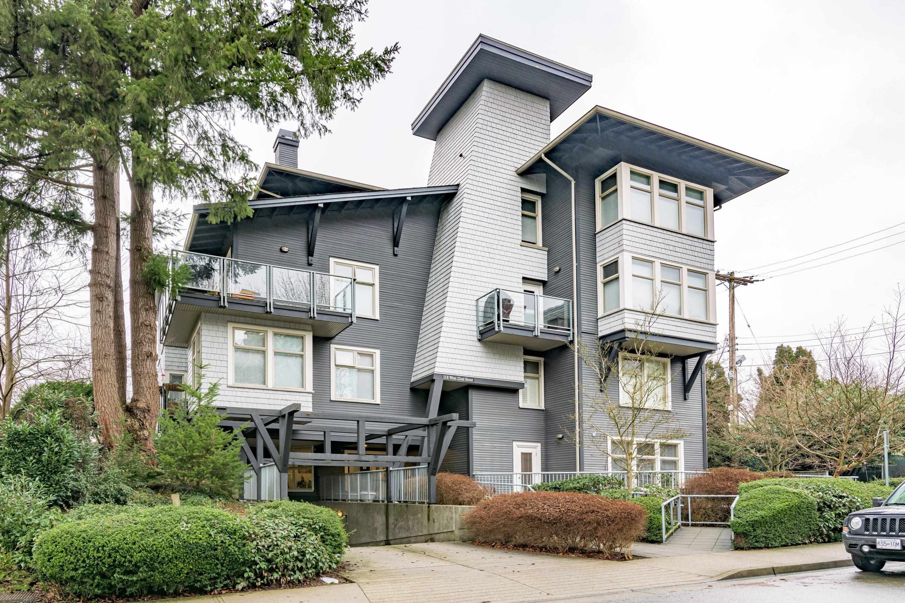 Main Photo: 103 118 W 22ND Street in North Vancouver: Central Lonsdale Condo for sale in "MAVERICK" : MLS®# R2673206