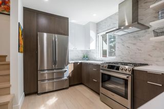 Photo 3: 1338 WALNUT Street in Vancouver: Kitsilano Townhouse for sale (Vancouver West)  : MLS®# R2778810