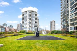 Photo 2: 306 4178 DAWSON Street in Burnaby: Brentwood Park Condo for sale (Burnaby North)  : MLS®# R2675980