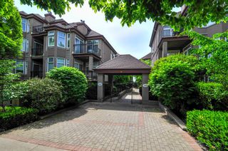 Photo 1: 305 580 TWELFTH STREET in New Westminster: Uptown NW Condo for sale : MLS®# R2062585