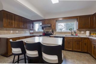 Photo 11: 1590 KINGS AVENUE in West Vancouver: Ambleside House for sale : MLS®# R2593654