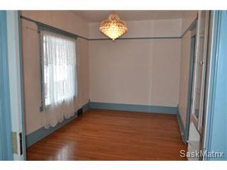 Photo 3: 848 I Avenue South in Saskatoon: King George Single Family Dwelling for sale (Saskatoon Area 04)  : MLS®# 422973