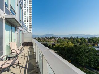 Photo 15: 1012 5665 BOUNDARY Road in Vancouver: Collingwood VE Condo for sale in "WALL CENTRE CENTRAL PARK SOUTH" (Vancouver East)  : MLS®# R2314218