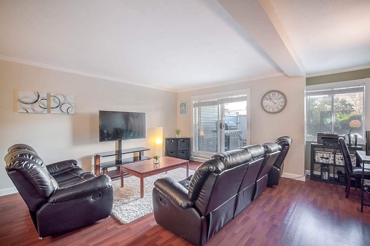 Main Photo: 121 7751 MINORU Boulevard in Richmond: Brighouse South Condo for sale in "CANTERBURY COURT" : MLS®# R2260816