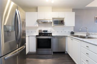 Photo 2: 515 214 ELEVENTH Street in New Westminster: Uptown NW Condo for sale in "Discovery Reach" : MLS®# R2254696