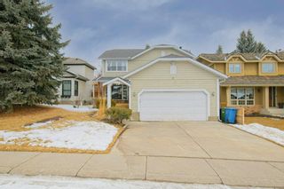 Photo 1: 52 Woodhaven Road SW in Calgary: Woodbine Detached for sale : MLS®# A2020899