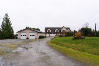 Photo 3: 17590 KENNEDY Road in Pitt Meadows: West Meadows House for sale : MLS®# R2524414