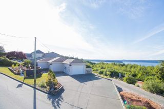 Photo 2: 2976 Mine Rd in Port McNeill: NI Port McNeill House for sale (North Island)  : MLS®# 879339