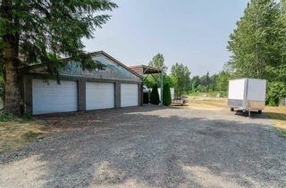 Photo 3: 22995 74 Avenue in Langley: Salmon River House for sale : MLS®# R2220723