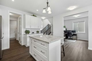 Photo 12: 12 Creekstone Cove SW in Calgary: C-168 Detached for sale : MLS®# A2129612