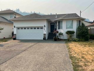Photo 1: 45812 THOMAS Road in Chilliwack: Vedder Crossing House for sale (Sardis)  : MLS®# R2692512