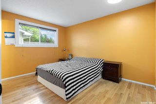 Photo 4: 122 Dale Crescent in Regina: Glencairn Village Residential for sale : MLS®# SK930210