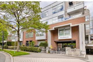 Photo 1: 402 2768 CRANBERRY Drive in Vancouver: Kitsilano Condo for sale in "ZYDECO" (Vancouver West)  : MLS®# R2688537