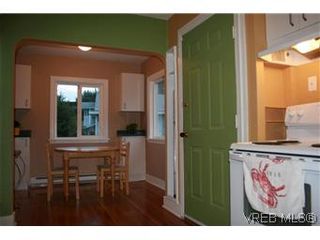 Photo 9: 637 Lampson St in VICTORIA: Es Old Esquimalt House for sale (Esquimalt)  : MLS®# 560007