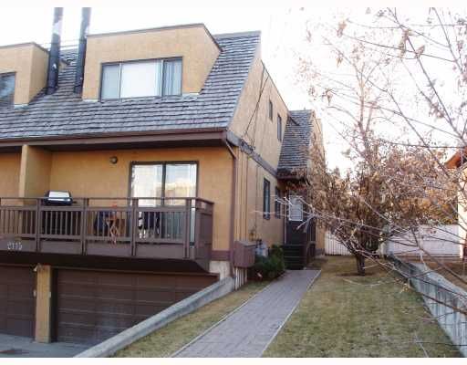 Main Photo: 2115 35 Avenue SW in CALGARY: Altadore River Park Townhouse for sale (Calgary)  : MLS®# C3401927