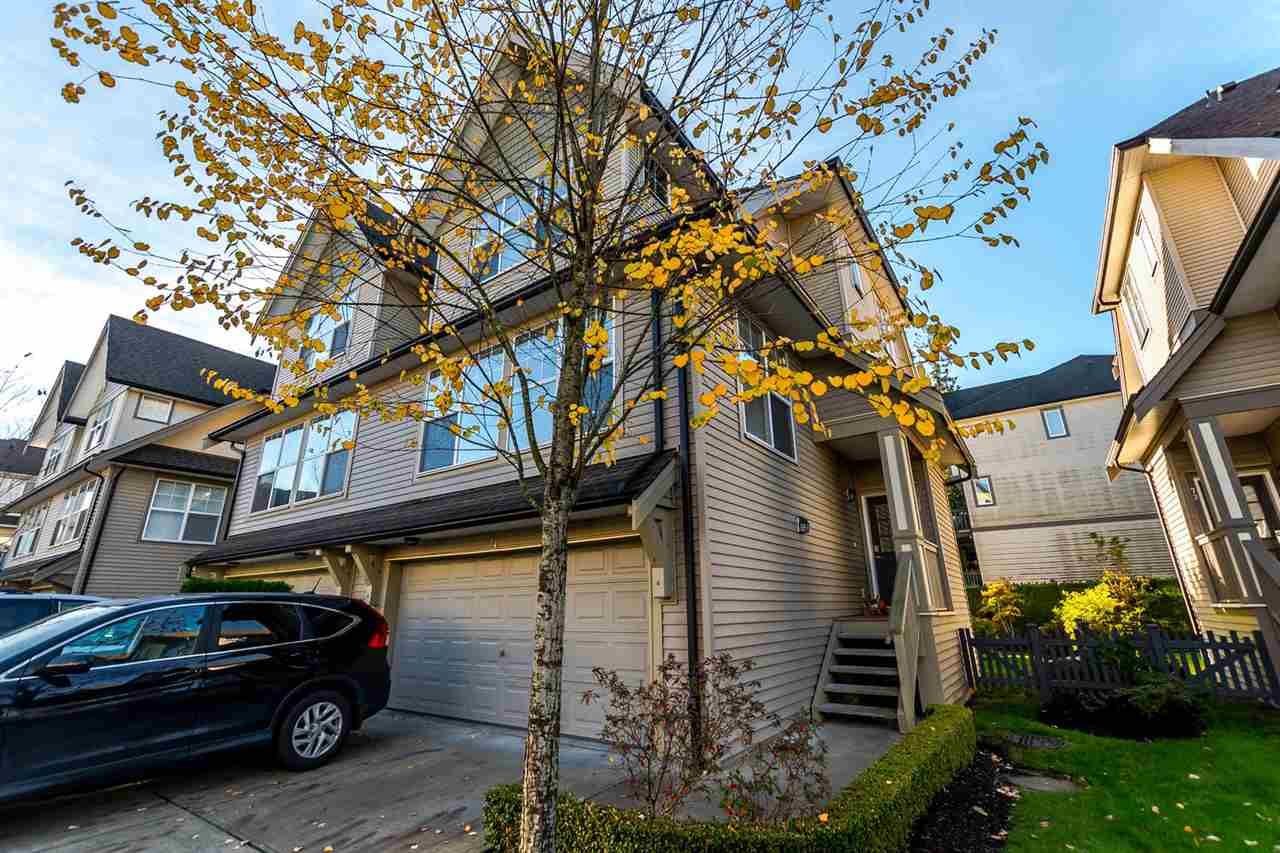 Main Photo: 74 8089 209 Street in Langley: Willoughby Heights Townhouse for sale in "ARBOREL PARK" : MLS®# R2217074