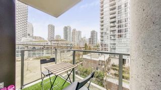 Photo 15: 807 583 BEACH Crescent in Vancouver: Yaletown Condo for sale in "TWO PARKWEST" (Vancouver West)  : MLS®# R2747539