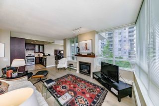 Photo 5: 301 120 W 16TH Street in North Vancouver: Central Lonsdale Condo for sale in "THE SYMPHONY" : MLS®# R2809331