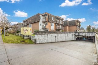 Photo 2: 201 33870 FERN Street in Abbotsford: Central Abbotsford Condo for sale : MLS®# R2660019