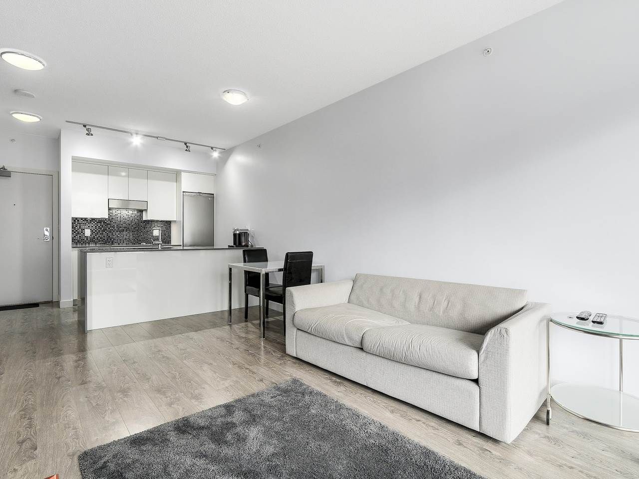 Main Photo: 510 2788 PRINCE EDWARD Street in Vancouver: Mount Pleasant VE Condo for sale in "UPTOWN" (Vancouver East)  : MLS®# R2148686