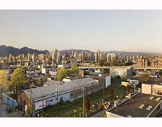 Photo 10: 607 2201 PINE Street in Vancouver: Fairview VW Condo for sale in "MERIDIAN COVE" (Vancouver West)  : MLS®# V701332