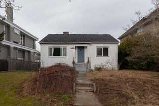 Photo 2: 2425 W 20TH Avenue in Vancouver: Arbutus House for sale (Vancouver West)  : MLS®# R2848987
