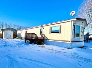 Photo 2: 47 74 Triangle Road in Dauphin: R30 Residential for sale (R30 - Dauphin and Area)  : MLS®# 202400118