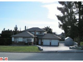 Photo 1: 19044 60B Avenue in Surrey: Cloverdale BC House for sale (Cloverdale)  : MLS®# F1105482