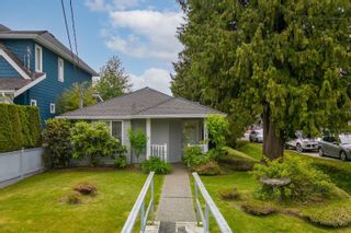 Photo 1: 3840 BROADWAY Street in Richmond: Steveston Village House for sale in "STEVESTON VILLAGE" : MLS®# R2782942