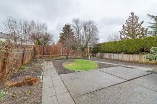 Photo 25: 19155 SUNDALE Avenue in Surrey: Cloverdale BC House for sale (Cloverdale)  : MLS®# R2751709