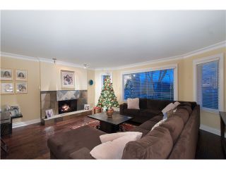 Photo 3: 4020 W 17TH Avenue in Vancouver: Dunbar House for sale (Vancouver West)  : MLS®# V1096252