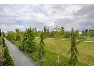 Photo 20: 17 15717 MOUNTAIN VIEW Drive in Surrey: Grandview Surrey Townhouse for sale in "Olivia" (South Surrey White Rock)  : MLS®# R2572266
