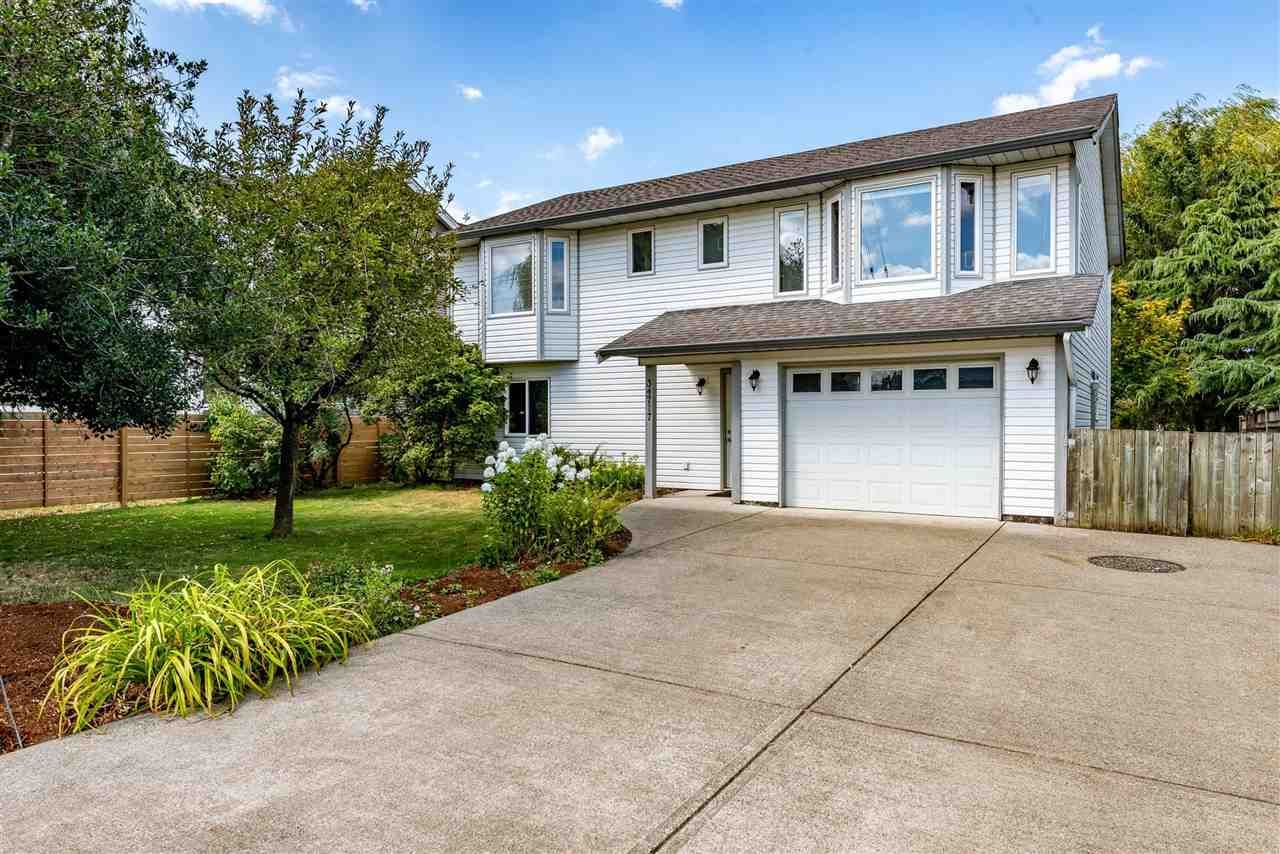 Main Photo: 34717 5 AVENUE in Abbotsford: Poplar House for sale : MLS®# R2483870