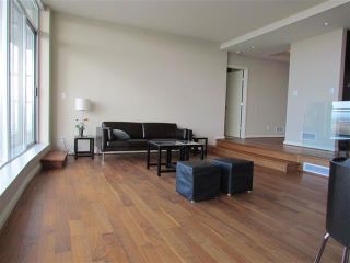 Photo 4: PH 06 888 Carnavon Street in New Westminster: Downtown NW Condo for sale : MLS®# R2435599