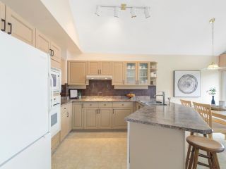 Photo 8: 9 4055 INDIAN RIVER Drive in North Vancouver: Indian River Townhouse for sale in "Winchester" : MLS®# R2820093