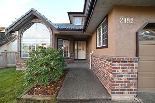 Photo 4: 2992 CHRISTINA Place in Coquitlam: Coquitlam East House for sale : MLS®# R2740926