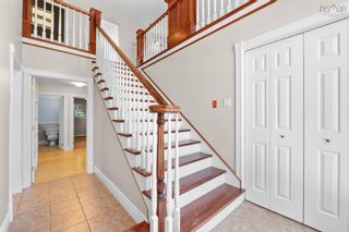 Photo 3: 2 Sunset Court in Hatchet: 40-Timberlea, Prospect, St. Marg Residential for sale (Halifax-Dartmouth)  : MLS®# 202413734