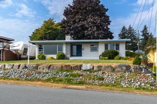 Main Photo: 1060 Beach Dr in Nanaimo: Na Departure Bay House for sale : MLS®# 914657