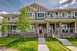 Photo 1: 826 walgrove Boulevard SE in Calgary: Walden Row/Townhouse for sale : MLS®# A2143050