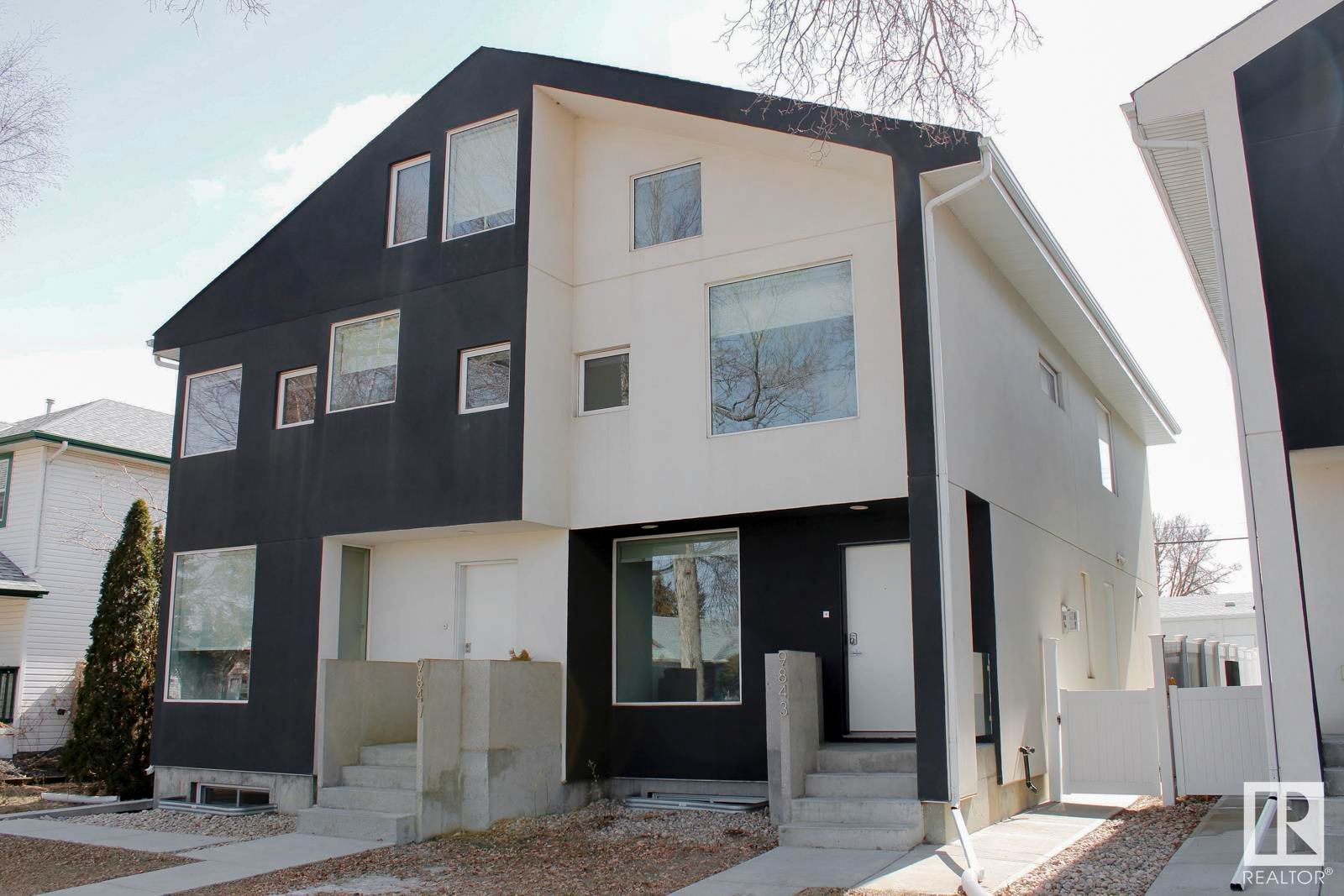 Main Photo: 9843 79 Avenue in Edmonton: Zone 17 House Half Duplex for sale : MLS®# E4314465