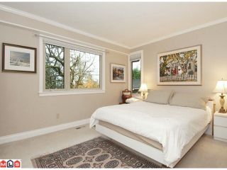 Photo 5: 17385 HILLVIEW Place in Surrey: Grandview Surrey House for sale in "COUNTRY WOODS" (South Surrey White Rock)  : MLS®# F1104130