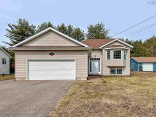 Photo 1: 56 Brittany Avenue in Greenwood: Kings County Residential for sale (Annapolis Valley)  : MLS®# 202405806