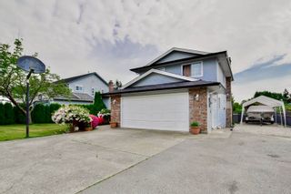 Photo 3: 14776 87A Avenue in Surrey: Bear Creek Green Timbers House for sale : MLS®# R2062304