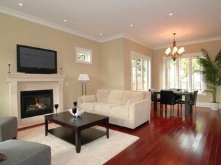 Photo 3: 4465 RUSKIN PLACE in NORTH VANCOUVER: Forest Hills NV House for sale (North Vancouver)  : MLS®# V1101451