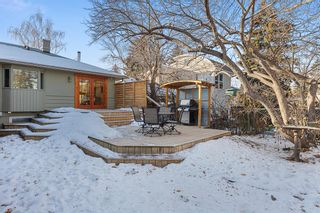 Photo 36: 2904 11 Avenue NW in Calgary: St Andrews Heights Detached for sale : MLS®# A2015223