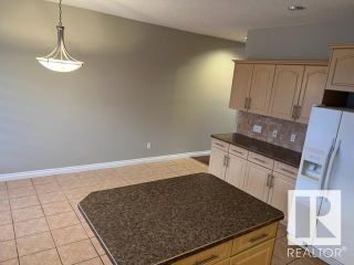 Photo 5: 130 CYPRESS Drive: Wetaskiwin House for sale : MLS®# E4305106